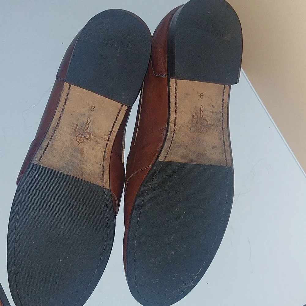 Cole Haan elegant brown